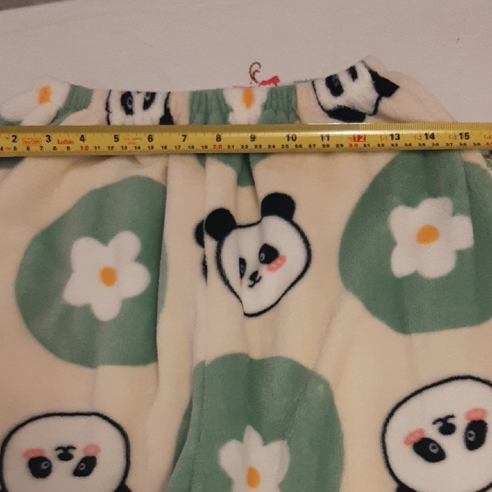 NWT SO CUTE🐼Panda Print Plush COZY Pajama Set - Cream & Green Fits Sz S/M - Picture 8 of 8
